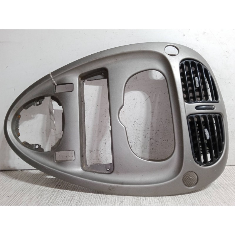 Recambio de consola central superior para citroën xsara picasso (n68) 2.0 hdi referencia OEM IAM   