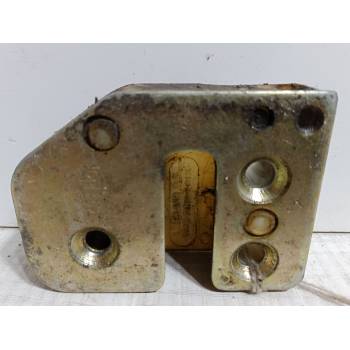 CERRADURA PUERTA DELANTERA DERECHA 