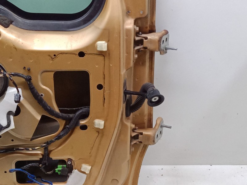 Recambio de puerta delantera izquierda para ford tourneo connect 1.8 tdci referencia OEM IAM    Recambio de puerta delantera izquierda para ford tourneo connect 1.8 tdci referencia OEM IAM