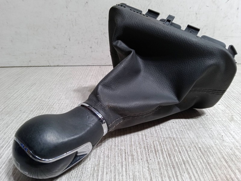 Recambio de pomo palanca cambio para seat ibiza v (kj1, kjg) 1.0 tsi referencia OEM IAM 6F0711113M  