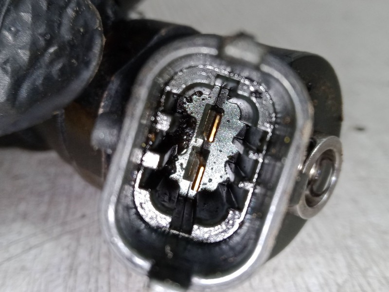 Recambio de inyector para peugeot partner monospace (5_, g_) 1.6 hdi 75 referencia OEM IAM   