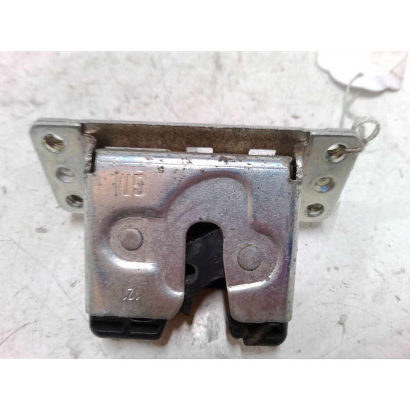 Recambio de cerradura maletero / porton para opel zafira a monospace (t98) 2.0 dti 16v (f75) referencia OEM IAM    Recambio de cerradura maletero / porton para opel zafira a monospace (t98) 2.0 dti 16v (f75) referencia OEM IAM
