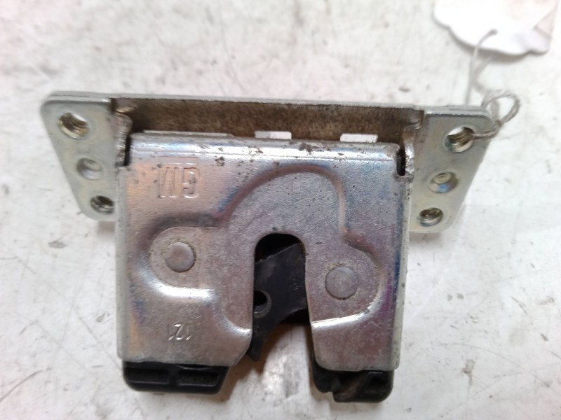 Recambio de cerradura maletero / porton para opel zafira a monospace (t98) 2.0 dti 16v (f75) referencia OEM IAM    Recambio de cerradura maletero / porton para opel zafira a monospace (t98) 2.0 dti 16v (f75) referencia OEM IAM