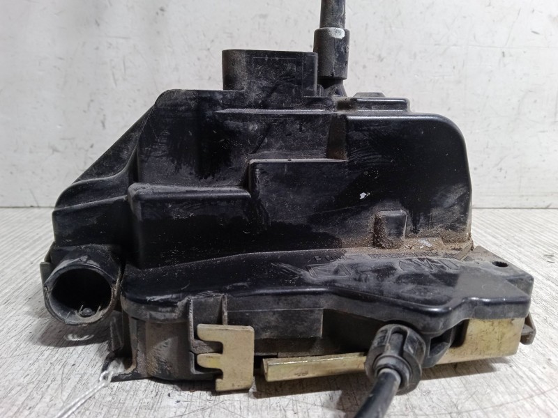 Recambio de cerradura puerta delantera derecha para nissan primera (p12) 2.2 di referencia OEM IAM   