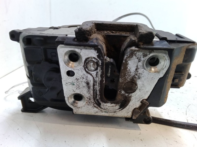 Recambio de cerradura puerta delantera derecha para renault clio iii (br0/1, cr0/1) 1.4 16v referencia OEM IAM   