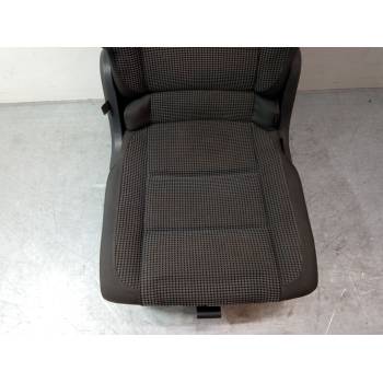 ASIENTOS TRASERO DERECHO 1T0883065D 