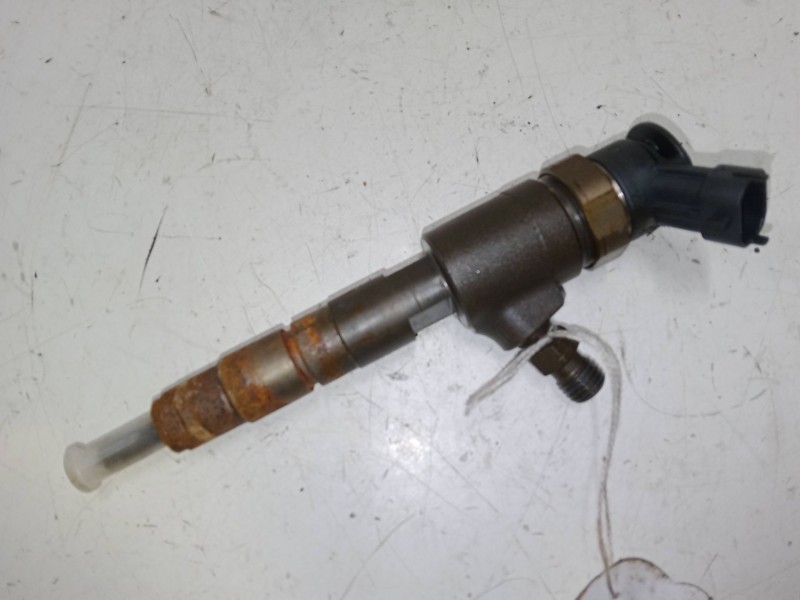 Recambio de inyector para peugeot 208 i (ca_, cc_) 1.4 hdi referencia OEM IAM 0445110339  