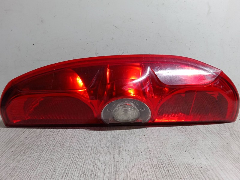 Recambio de piloto trasero derecho para fiat doblo cargo (263_) 1.3 d multijet referencia OEM IAM    Recambio de piloto trasero derecho para fiat doblo cargo (263_) 1.3 d multijet referencia OEM IAM