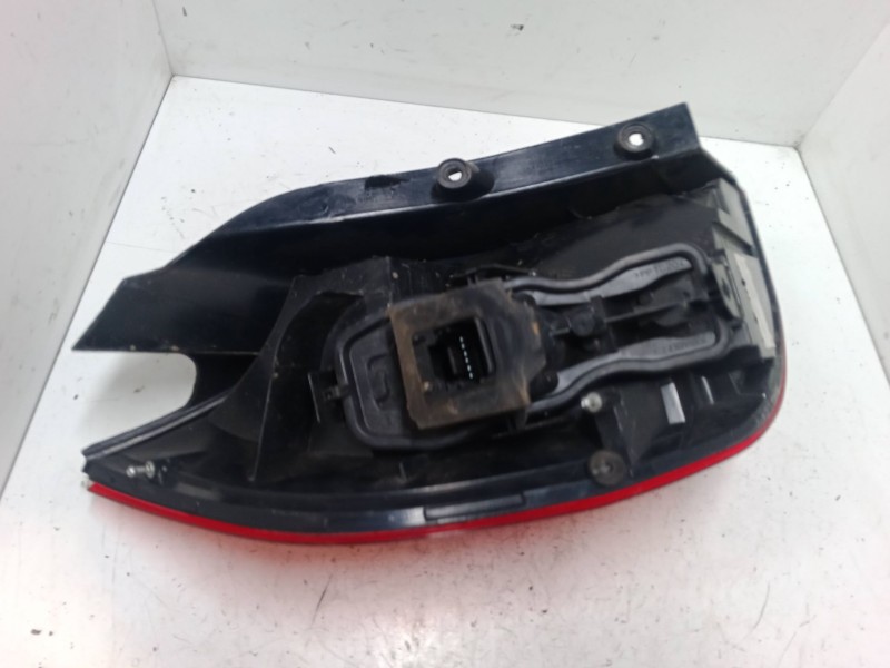 Recambio de piloto trasero derecho para renault scénic ii (jm0/1_) 1.6 16v (jm1r) referencia OEM IAM   