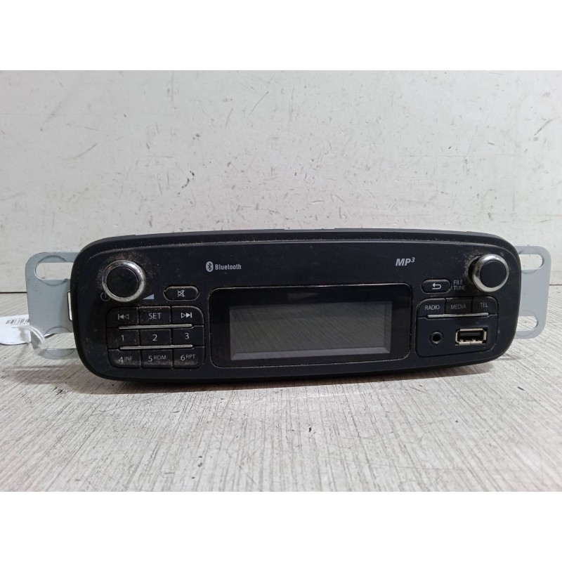 Recambio de radio cd para renault clio iv (bh_) 0.9 tce 90 referencia OEM IAM 281154149R  