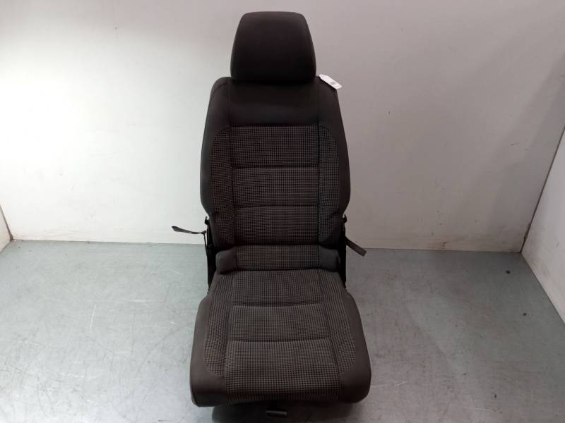 ASIENTOS TRASERO IZQUIERDO 1T0883063D 