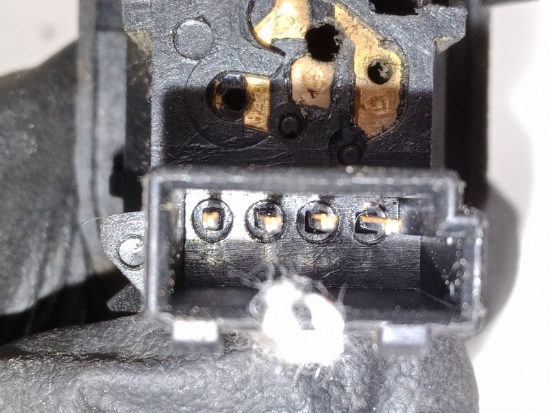 Recambio de mando elevalunas delantero derecho para opel zafira a monospace (t98) 2.0 dti 16v (f75) referencia OEM IAM   