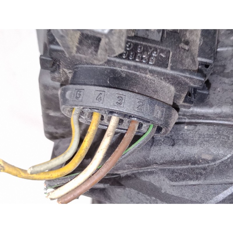 Recambio de faro derecho para mercedes-benz clase a (w169) a 180 cdi (169.007, 169.307) referencia OEM IAM A1698200261  