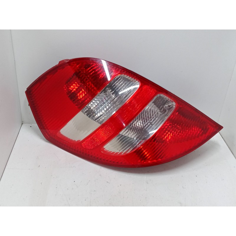Recambio de piloto trasero izquierdo para mercedes-benz clase a (w169) a 180 cdi (169.007, 169.307) referencia OEM IAM A16982003