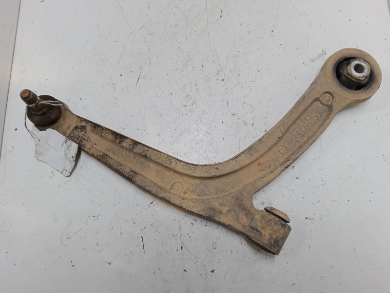 Recambio de brazo suspension inferior delantero derecho para fiat 500 (312_) 1.3 d multijet (312axb1a) referencia OEM IAM   