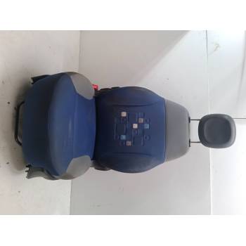 ASIENTO DELANTERO IZQUIERDO 