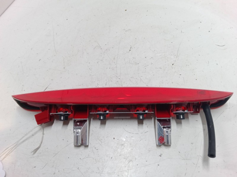 Recambio de luz central de freno para peugeot 208 i (ca_, cc_) 1.2 vti 82 referencia OEM IAM   