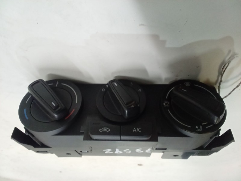Recambio de mando climatizador para seat ibiza iv (6j5, 6p1) 1.0 referencia OEM IAM 6P0820045   Recambio de mando climatizador para seat ibiza iv (6j5, 6p1) 1.0 referencia OEM IAM 6P0820045