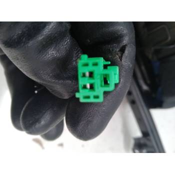 ASIENTO DELANTERO IZQUIERDO 