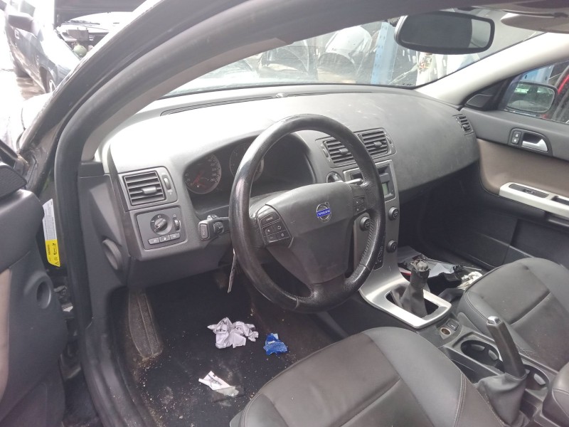 volvo v50 (545) del año 2005