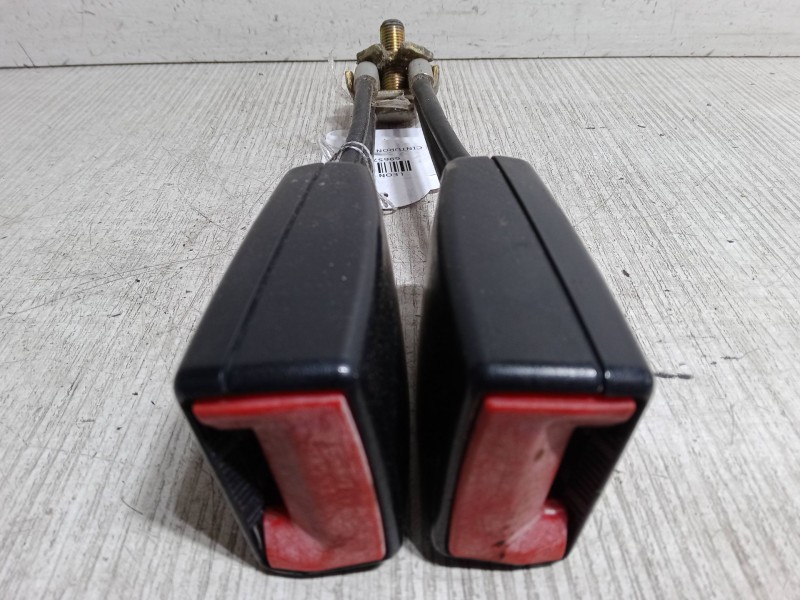 Recambio de anclaje cinturon trasero izquierdo para seat leon (1m1) 1.9 tdi referencia OEM IAM   