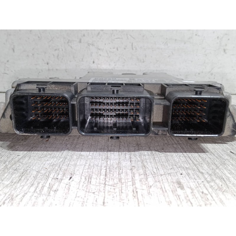 Recambio de centralita motor uce para citroën c3 i (fc_, fn_) 1.4 hdi referencia OEM IAM 9664843480 EDC16C34 0281012523