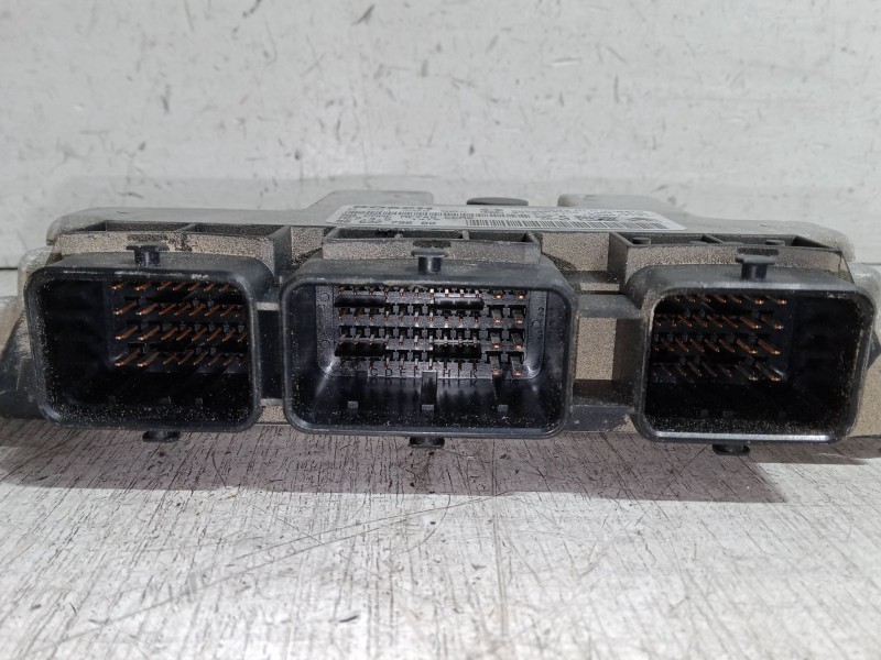 Recambio de centralita motor uce para citroën c3 i (fc_, fn_) 1.6 16v referencia OEM IAM 9663279680  0261208902