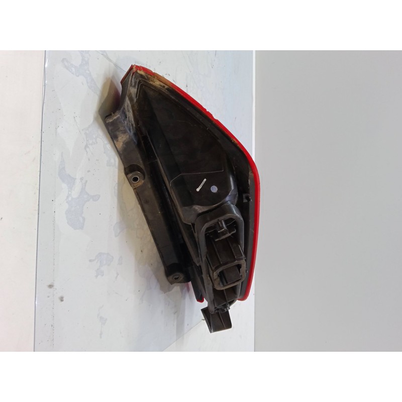 Recambio de piloto trasero izquierdo para fiat punto (188_) 1.2 60 (188.030, .050, .130, .150, .230, .250) referencia OEM IAM   