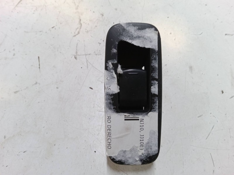 Recambio de mando elevalunas delantero derecho para nissan qashqai / qashqai +2 i (j10, nj10, jj10e) 1.5 dci referencia OEM IAM  Recambio de mando elevalunas delantero derecho para nissan qashqai / qashqai +2 i (j10, nj10, jj10e) 1.5 dci referencia OEM IAM