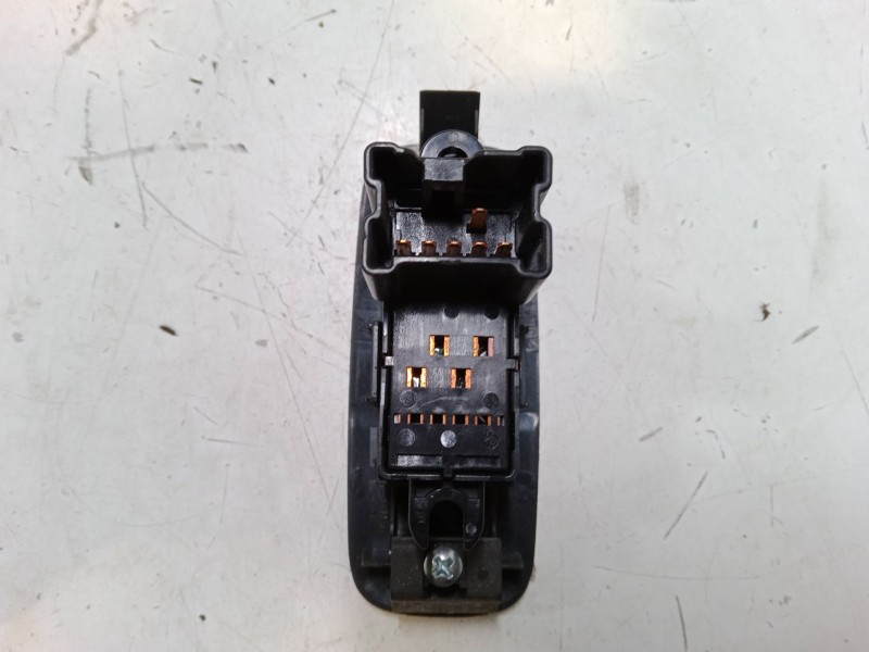 Recambio de mando elevalunas delantero derecho para nissan qashqai / qashqai +2 i (j10, nj10, jj10e) 1.5 dci referencia OEM IAM  Recambio de mando elevalunas delantero derecho para nissan qashqai / qashqai +2 i (j10, nj10, jj10e) 1.5 dci referencia OEM IAM