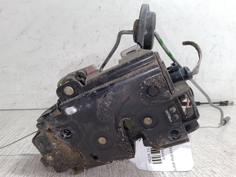 Recambio de cerradura puerta trasera derecha para seat ibiza iii (6l1) 1.9 sdi referencia OEM IAM   