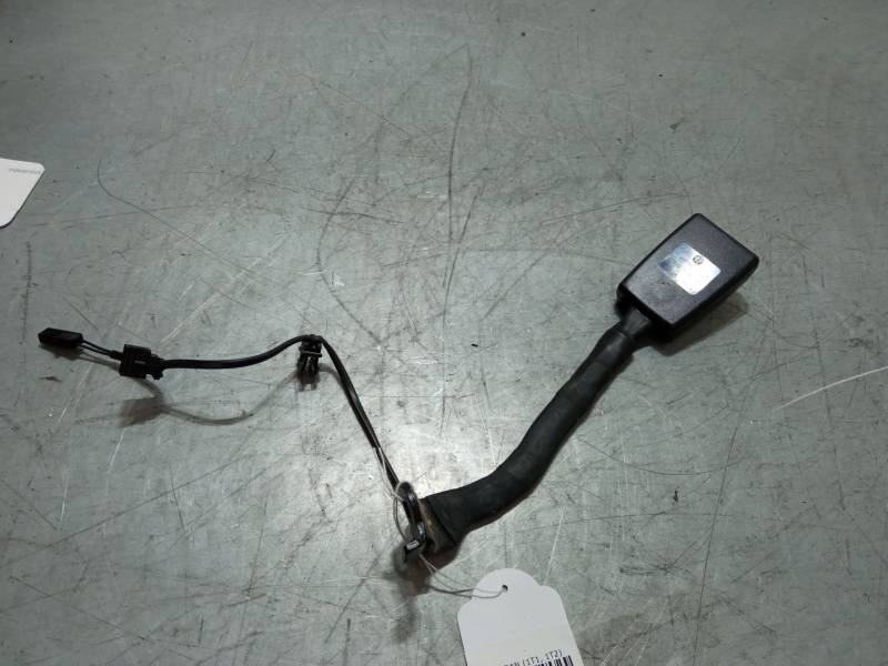 ANCLAJE CINTURON DELANTERO IZQUIERDO 