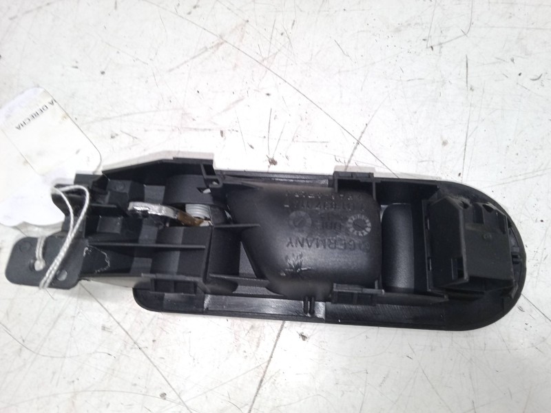 Recambio de maneta interior puerta delantera derecha para volkswagen golf iv (1j1) 1.6 16v referencia OEM IAM   