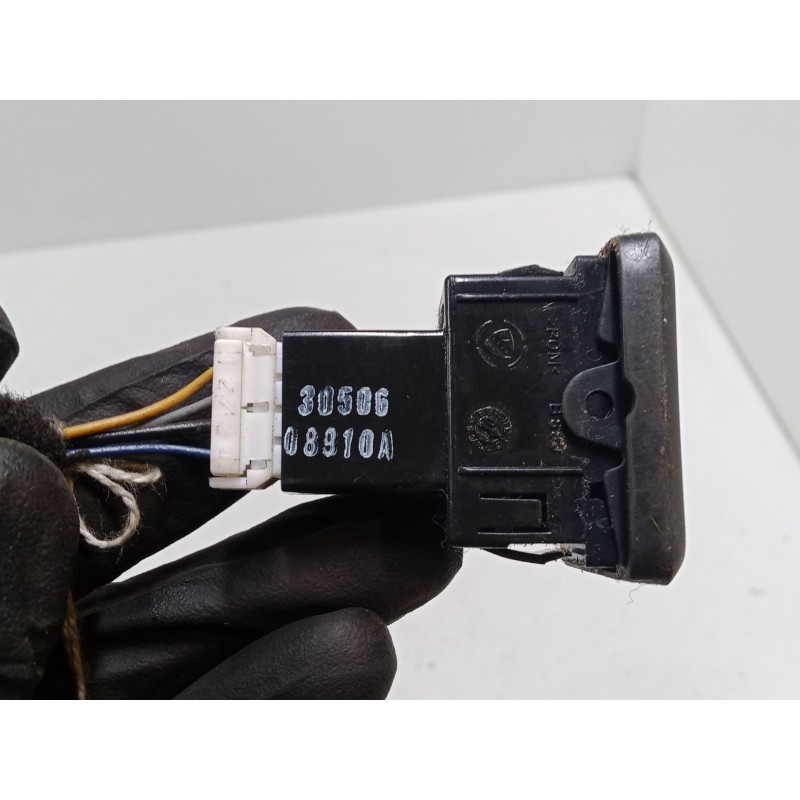 Recambio de mando elevalunas delantero izquierdo para fiat 500 (312_) 1.3 d multijet (312axb1a) referencia OEM IAM   