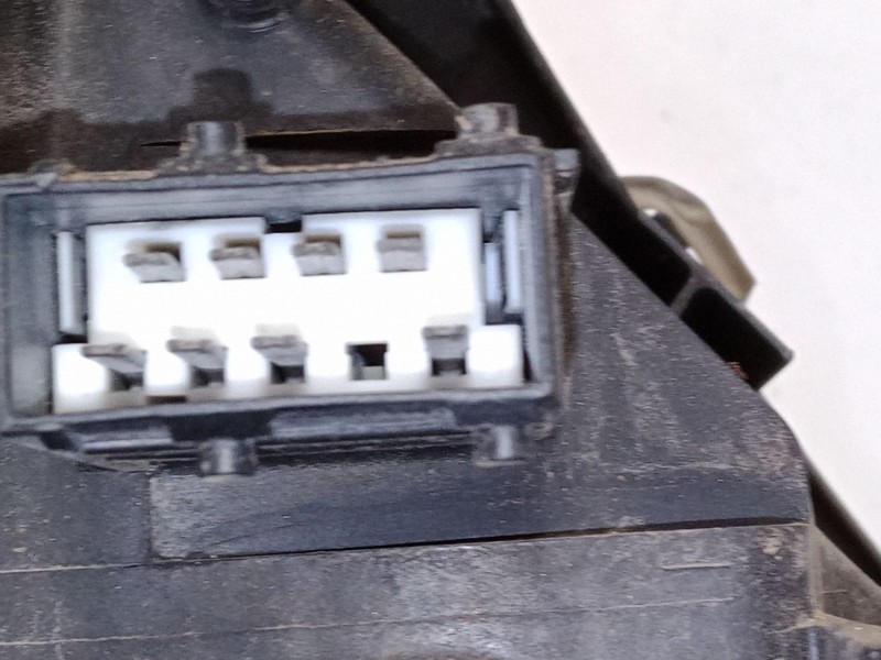 Recambio de faro izquierdo para citroën c3 pluriel (hb_) 1.4 referencia OEM IAM 9681896280  