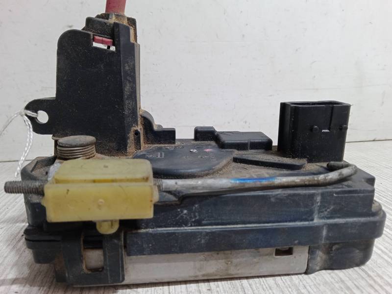 CERRADURA PUERTA TRASERA IZQUIERDA 