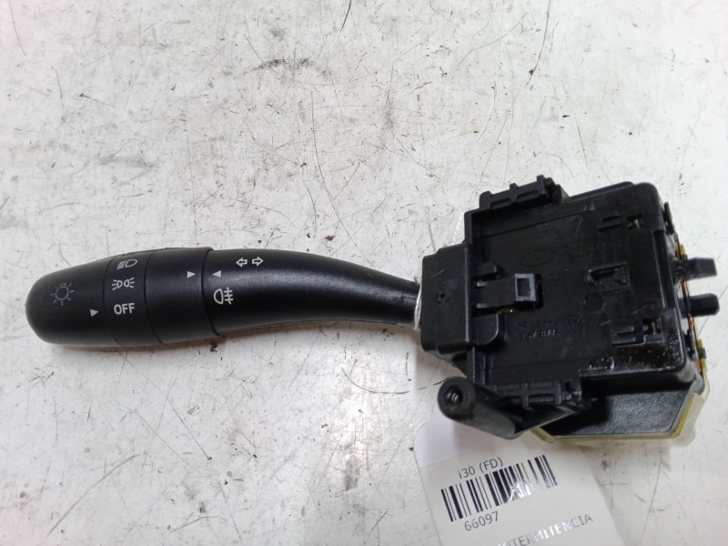 Recambio de mando de intermitencia para hyundai i30 (fd) 1.4 referencia OEM IAM   