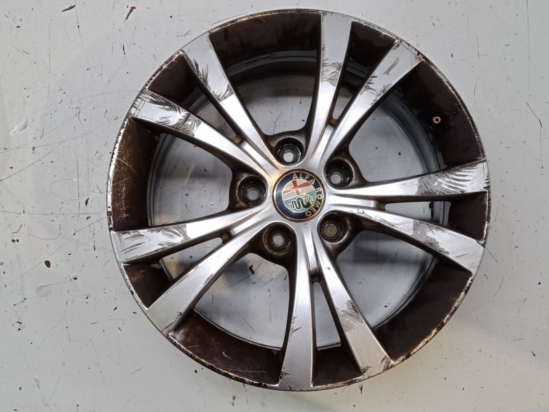 Recambio de llanta aluminio 16´´ para alfa romeo giulietta (940_) 1.6 jtdm (940fxd1a) referencia OEM IAM 7Jx16H2  