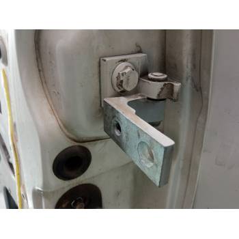 PUERTA DELANTERA IZQUIERDA 