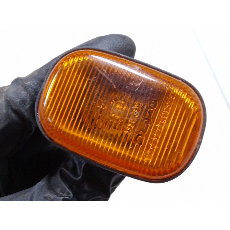 Recambio de intermitente lateral izquierdo para toyota corolla station wagon (_e10_) 1.3 xli (ee101_) referencia OEM IAM   