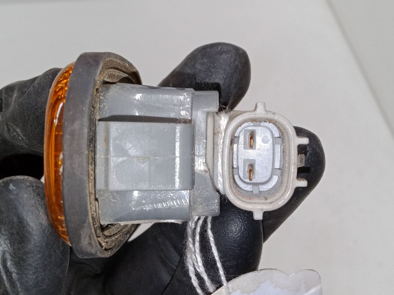 Recambio de intermitente lateral izquierdo para toyota corolla station wagon (_e10_) 1.3 xli (ee101_) referencia OEM IAM   