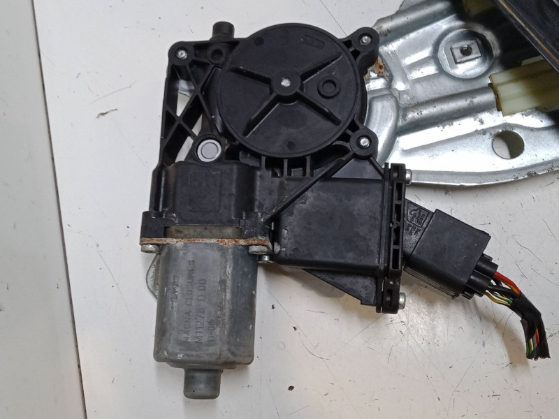 Recambio de elevalunas electrico delantero izquierdo para opel meriva b monospace (s10) 1.4 (75) referencia OEM IAM 13354547-001
