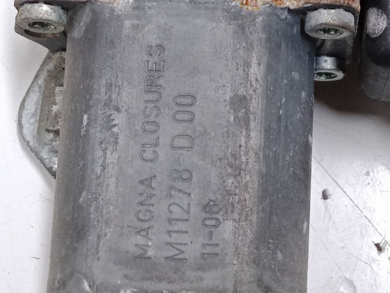 Recambio de elevalunas electrico delantero izquierdo para opel meriva b monospace (s10) 1.4 (75) referencia OEM IAM 13354547-001