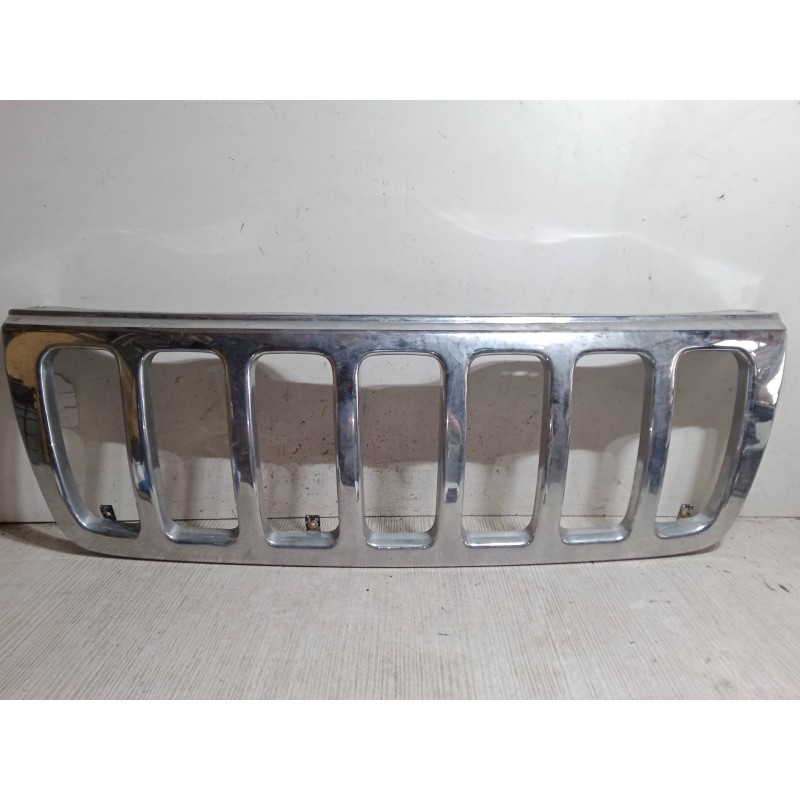 Recambio de rejillas capo para jeep grand cherokee ii (wj, wg) 3.1 td 4x4 referencia OEM IAM   