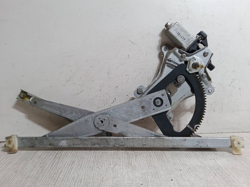 Recambio de elevalunas electrico delantero derecho para chevrolet aveo / kalos hatchback (t200) 1.4 16v referencia OEM IAM 96541