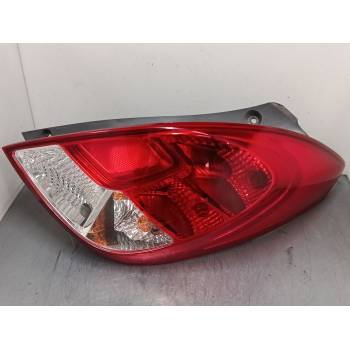 PILOTO TRASERO DERECHO 924024P500 