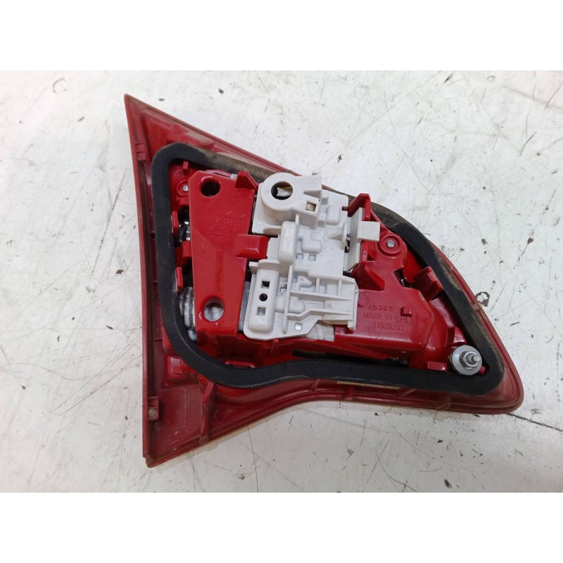 Recambio de piloto trasero porton derecho para opel meriva b monospace (s10) 1.4 (75) referencia OEM IAM   