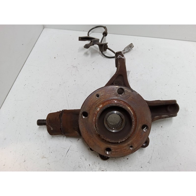 Recambio de mangueta delantera derecha para peugeot partner origin monospace (g_) 1.6 hdi 75 referencia OEM IAM   