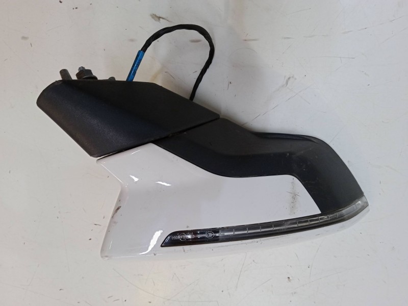 Recambio de retrovisor electrico derecho para seat leon sc (5f5) 1.2 tsi referencia OEM IAM   
