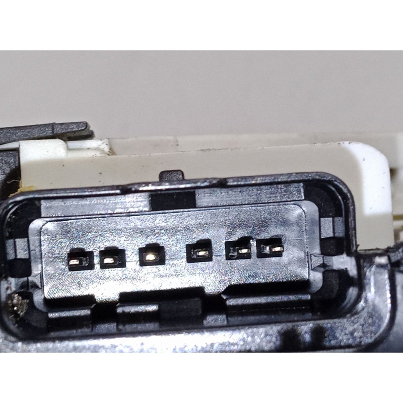 Recambio de cerradura puerta trasera izquierda para peugeot partner origin monospace (g_) 1.6 hdi 75 referencia OEM IAM PSA82842